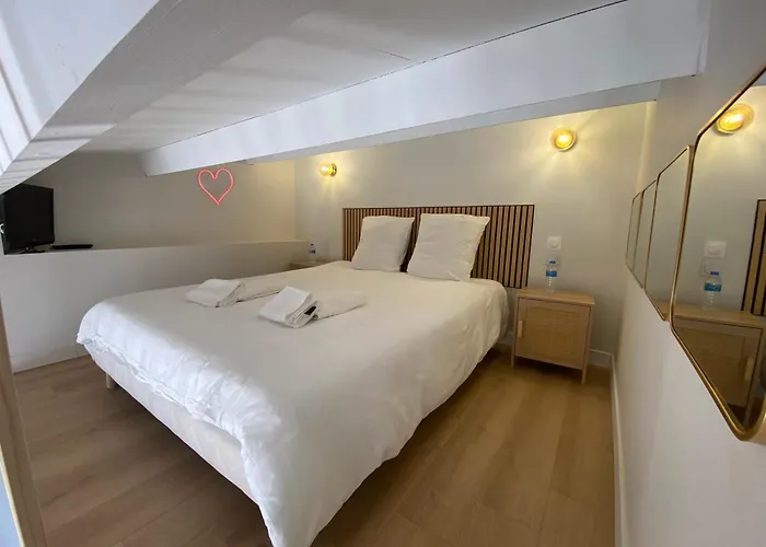 Village Naturiste B Port Soleil